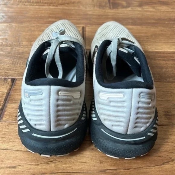 Brooks Adrenaline GTS 22 Road Running Shoes Gray Black Women's Size 9.5 - Picture 7 of 11